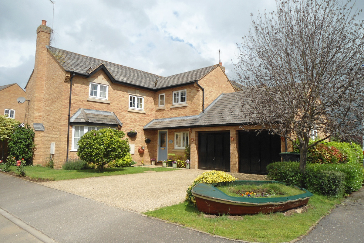 OUNDLE SOLD - MORE NEEDED